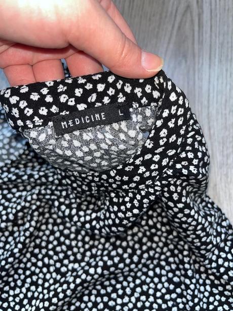 Letné šaty medicine, l