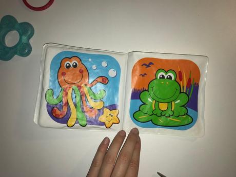 Balík hračiek pre bábo, 