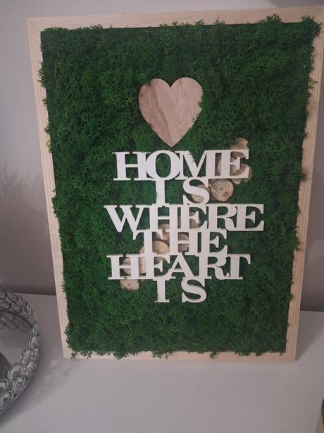 Machový obraz s nápisom, 