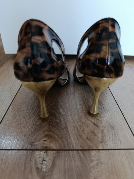 Lodičky,top stav, 36