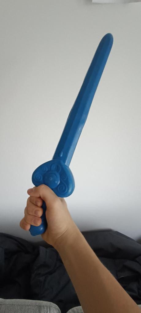 Nádherné bezpečné penové meče (a iné) + doplnky, 