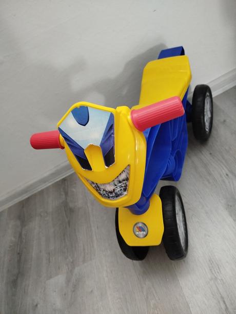 Detské odrážadlo / motorka,
