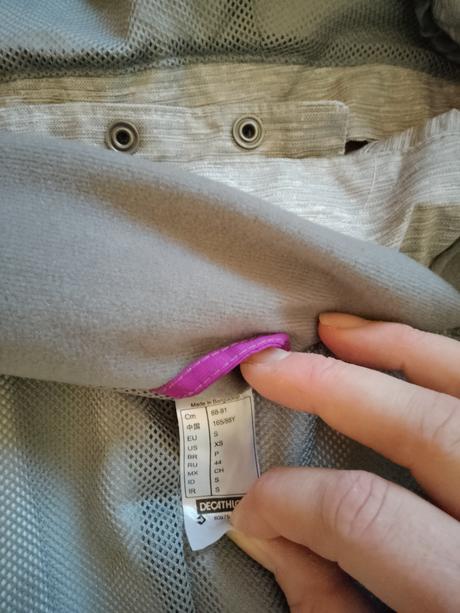 Ľahká bunda, decathlon,s