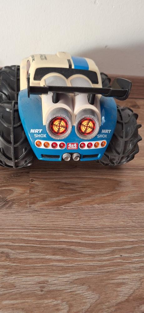 Auto na ovládanie modré,