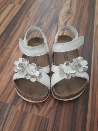 Sandalky c.23 cupcake, cupcake,23