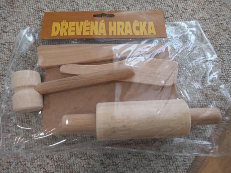Drevený valček, kladivko, denko, 