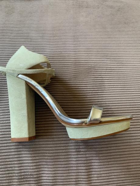 Sandale na opatku, zara,37