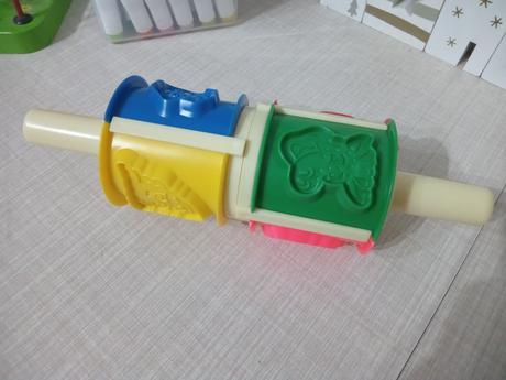 Valček na plastelinu, 