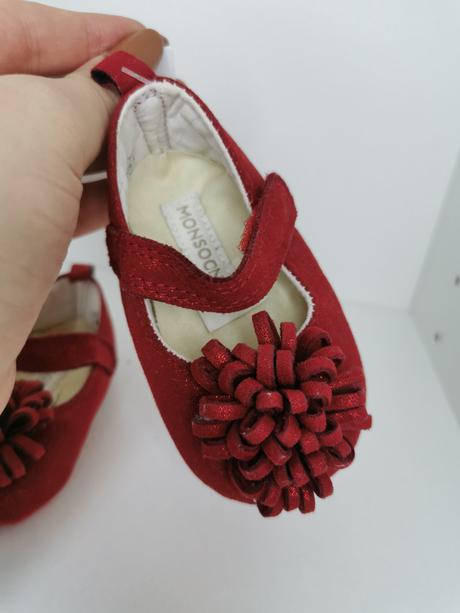 Slávnostné papučky pre bábätká, <17