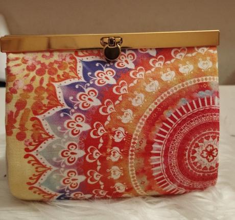 Kozmetická taštička,