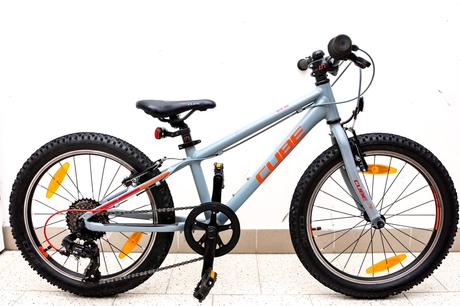 Predám detský bicykel cube 20 hliník, 20