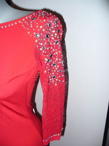 Červené šaty s trblietkami vel.s, s