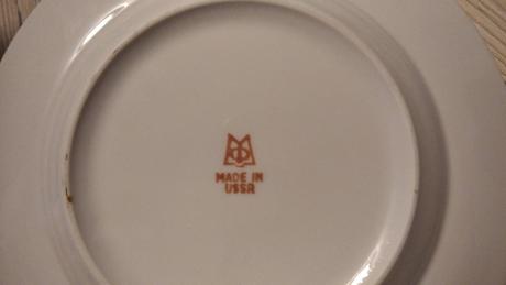 Retro dezertne taniere,