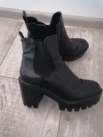 Vysoké čierne drapákové topánky, graceland,38