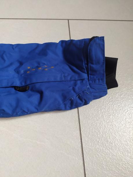 Lyžiarska bunda, 128