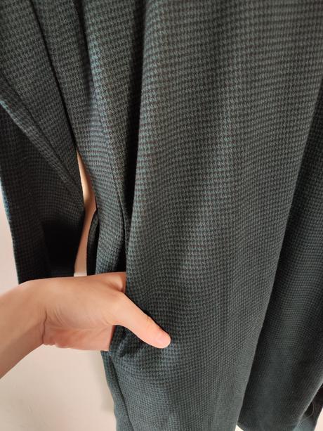 Hrubé šaty s opaskom, l