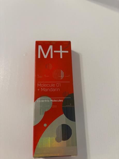 Molecule 01 + mandarin, 