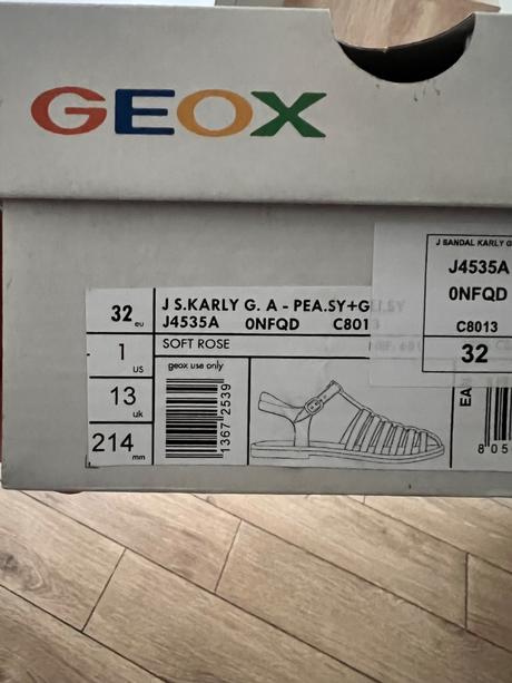 Geox dievcenske snadale, geox,32