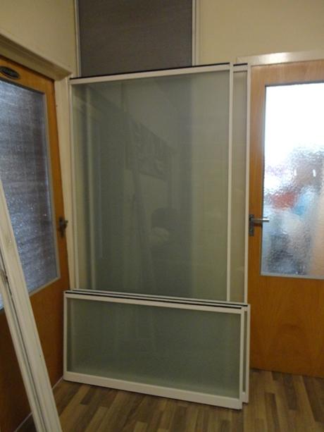 Dvere posuvné sklené/roldor,