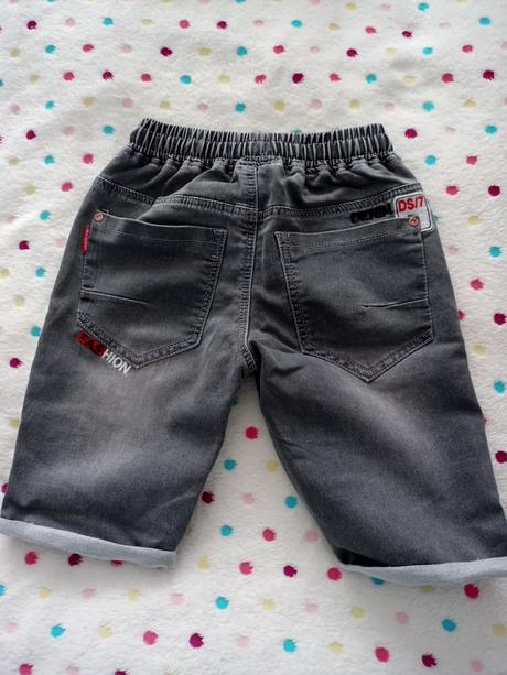 Chlapčenské krátke nohavice, 134