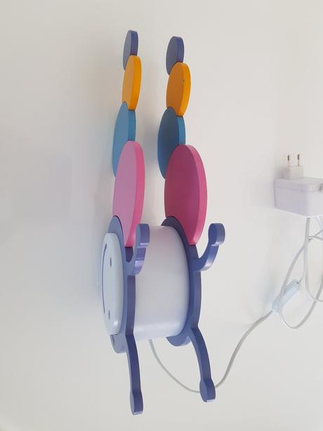 Stolná lampa húsenica, 