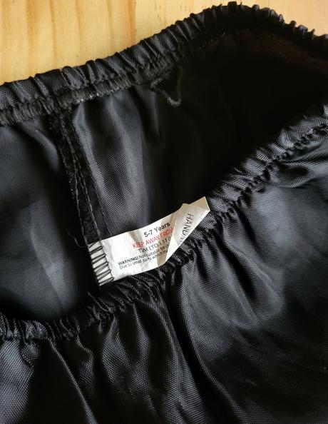 Karnevalové nohavice na 5-7 rokov, 