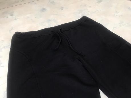 Kvalitné športové tepláky, xl