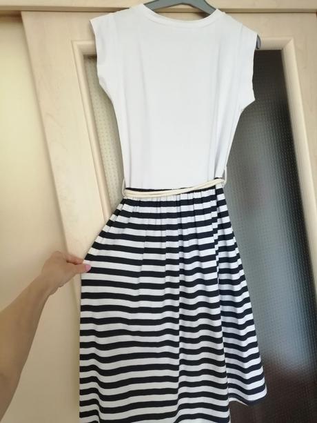 Námornícke šaty, m