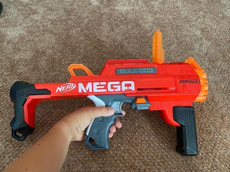 Nerf mega bulldog, 