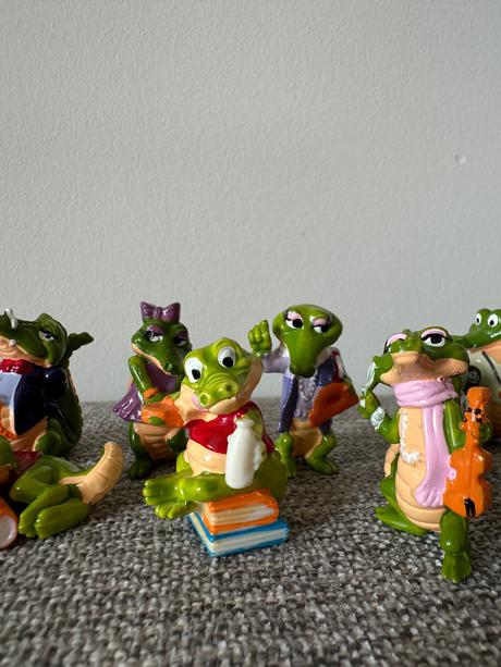 Kinder figúrky/postavičky krokodíly schulbus, 