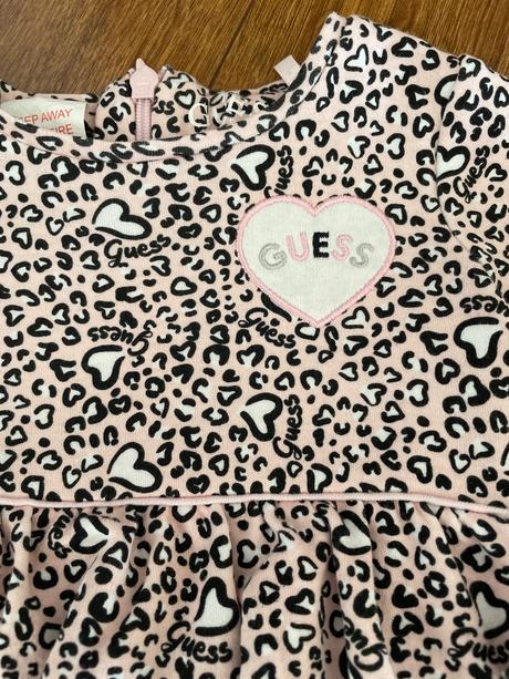 Guess body, guess,74