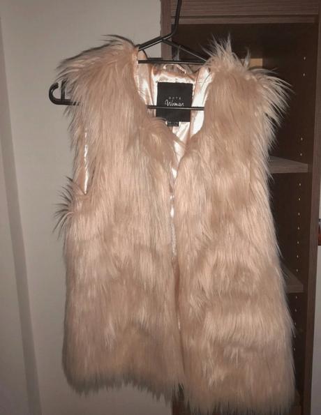 Chlpatá vesta, gate,s