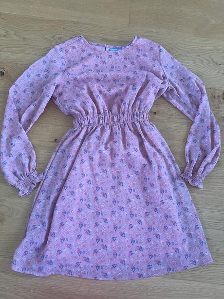 Dievcenske kvetinkove šifonove saty, pepperts,146