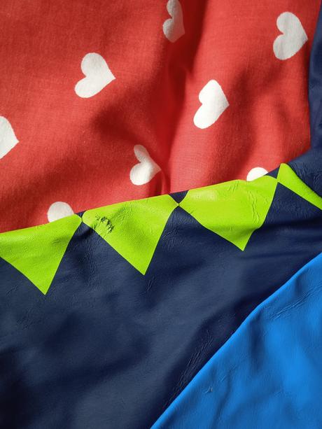 Bunda do dažďa, 116