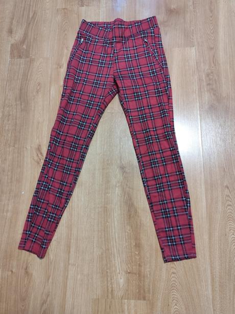 Karovane jegginsy, kik,s