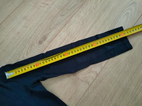 Tričko zn. sisley s trpaslíkom, veľ.122,super stav, sisley,122