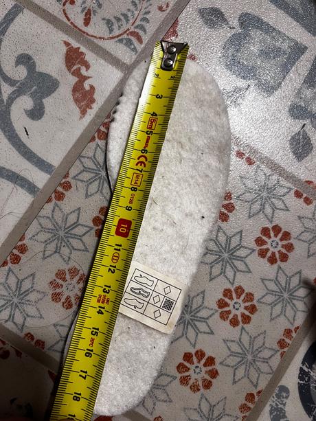 Korčule na ľad, 28