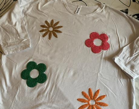 Tričko new collection s aplikáciami uni veľkosť, 