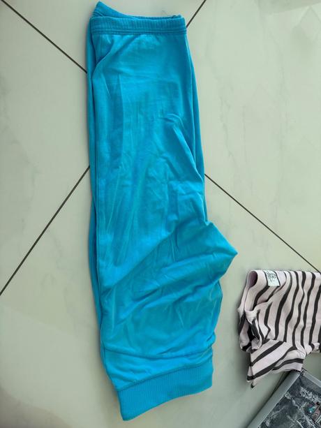 3/4 kratasy amisu s, amisu,s