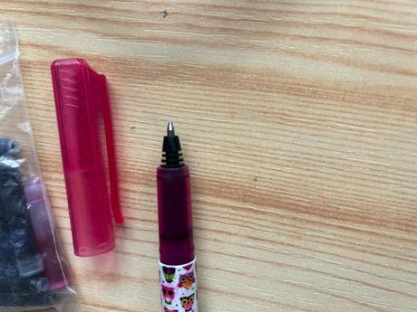 Plniace pero + náhradné bombičky, 