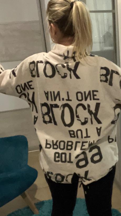 Dámska mikina s rolákom a nápismi (uni), l / m / s