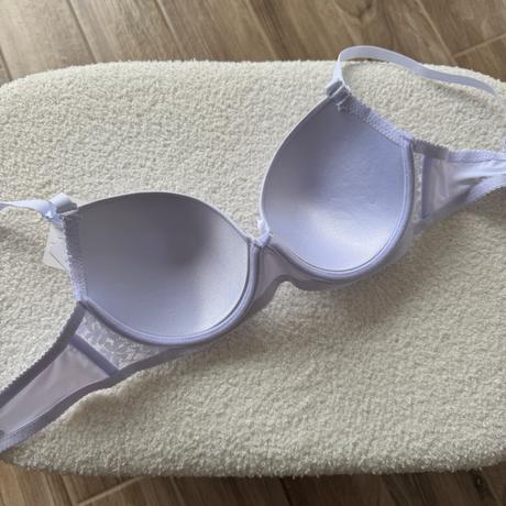 Mierne vystužená popdrsenka s kosticou 88476, 75c