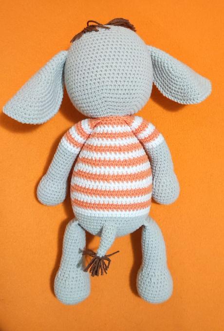 Háčkovaný slonik, 