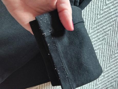 Obtiahnute nohavice, s