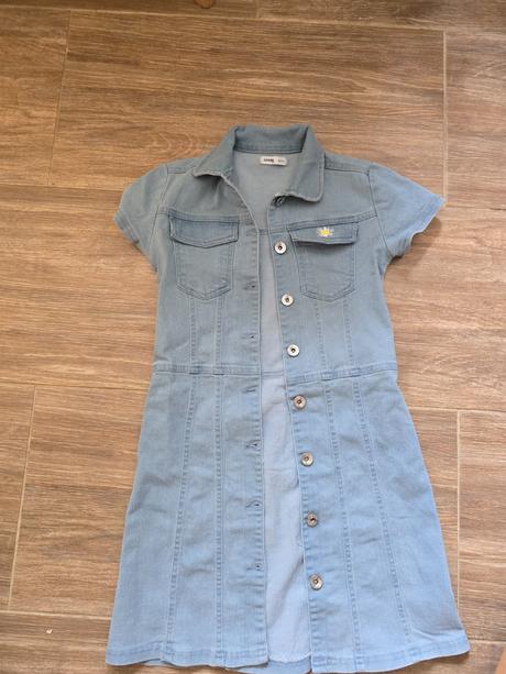 Rifľové šaty č.146, sinsay,146