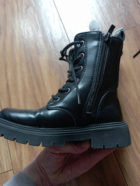 Krásne zimné topánky v 27, 27