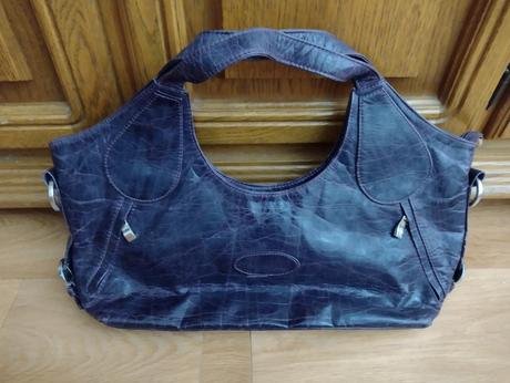 Kabelka z pravej kože, 