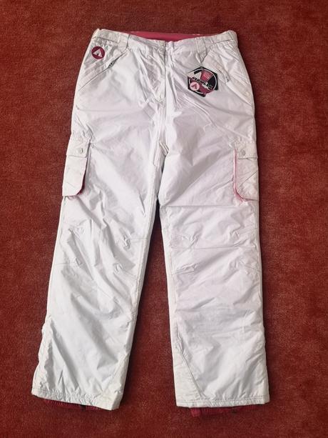 Airwalk dámske otepľovačky veľkosť l, l