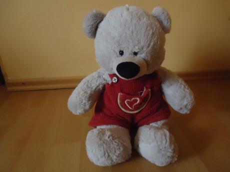 Plyšového macka v karaťasoch, 