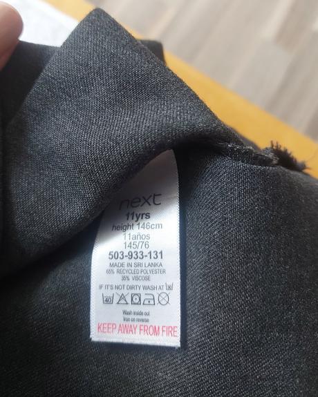 Šaty do školy, next,146